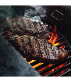 Kamado Joe Half Moon Cast Iron Cooking Grate -Classic Joe -Barbecue-Uitrusting Kamado Joe Half Moon Cast Iron Cooking Grate Classic Joe 1