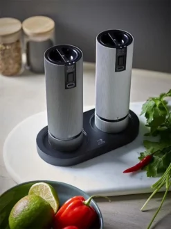 Peugeot Linea Bamboe Plateau Voor Molens Mat Zwart -Barbecue-Uitrusting Peugeot Linea Bamboe Plateau Voor Molens Mat Zwart 2