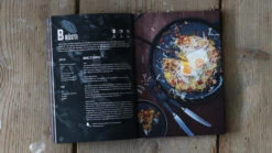 The Bastard We Can´t Bbq Boek 11 The Bastard We Can´t Bbq Boek -Barbecue-Uitrusting The Bastard We Can t BBQ Boek 3