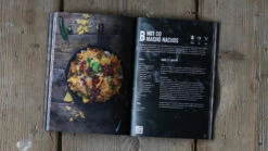 The Bastard We Can´t Bbq Boek 13 The Bastard We Can´t Bbq Boek -Barbecue-Uitrusting The Bastard We Can t BBQ Boek 6