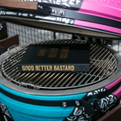 The Bastard Boek Good, Better, Bastard -Barbecue-Uitrusting The bastard boek good better bastard 3